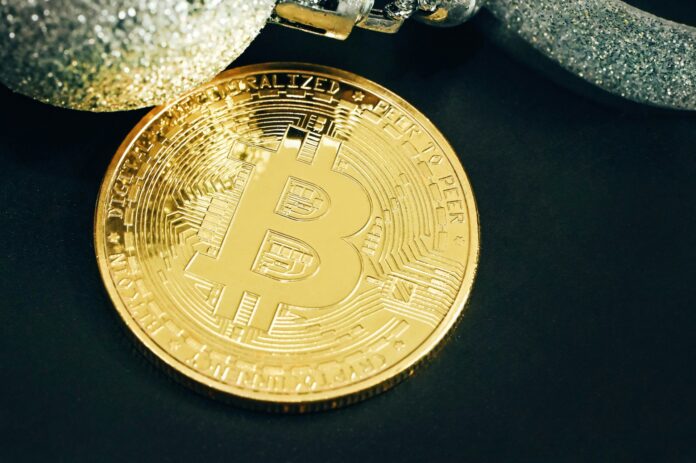 bitcoin_3976f9.jpg