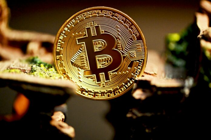 bitcoin_b73005.jpg