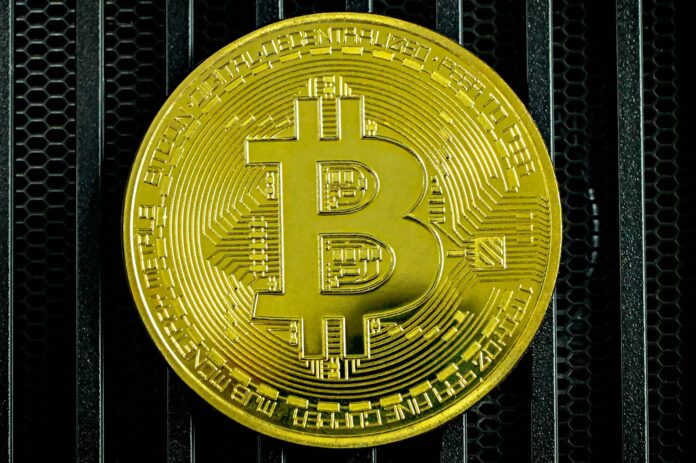 bitcoin_98ca1e.jpg